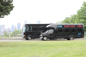 Prom-Party-Bus-Mercer-Island-WA