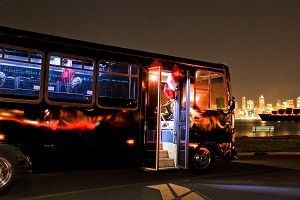 Prom-Party-Bus-West-Seattle-WA
